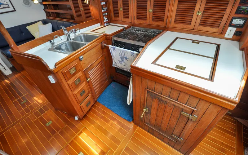 Slide: The Image of Shannon 43 - Tammie Norrie - 95