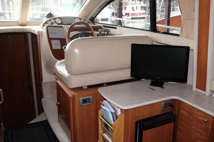 Slide: The Image of Meridian 381 Sedan 2004 - 53