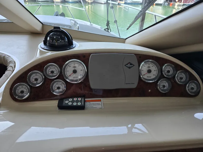 Slide: The Image of Meridian 381 Sedan 2004 - 56