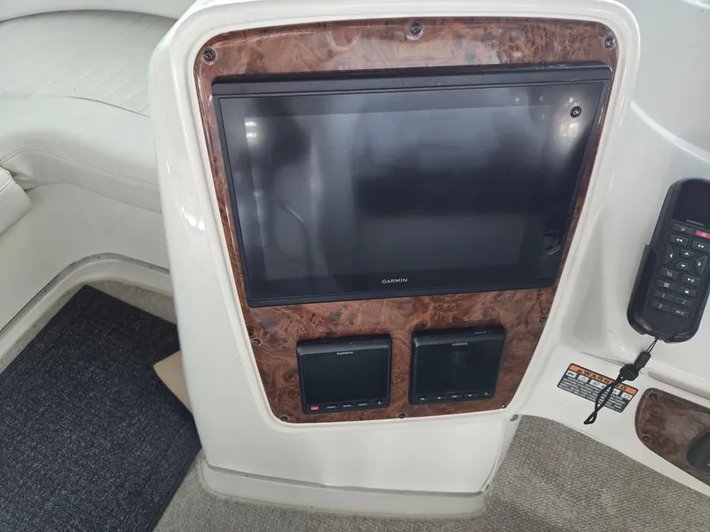 Slide: The Image of Meridian 381 Sedan 2004 - 63