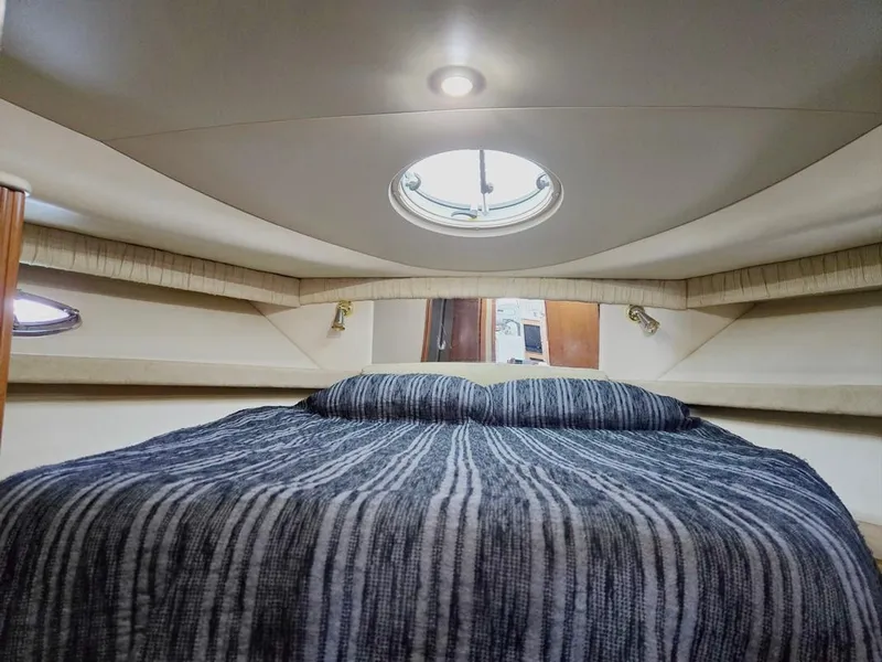 Slide: The Image of Meridian 381 Sedan 2004 - 67