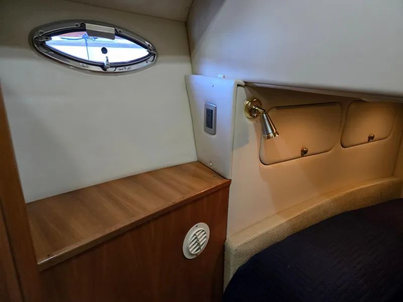 Slide: The Image of Meridian 381 Sedan 2004 - 72