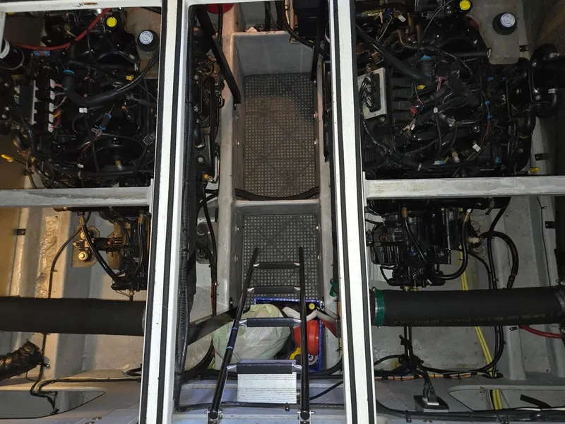 Slide: The Image of Meridian 381 Sedan 2004 - 78