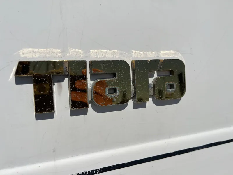Slide: The Image of Tiara 4300 Open 1996 - 66