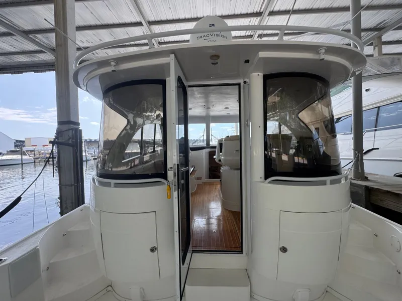 Slide: The Image of Intrepid 475 Sport Yacht 2012 - 18