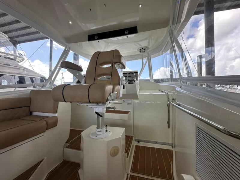 Slide: The Image of SeaVee 430 Fisharound 2015 - 54