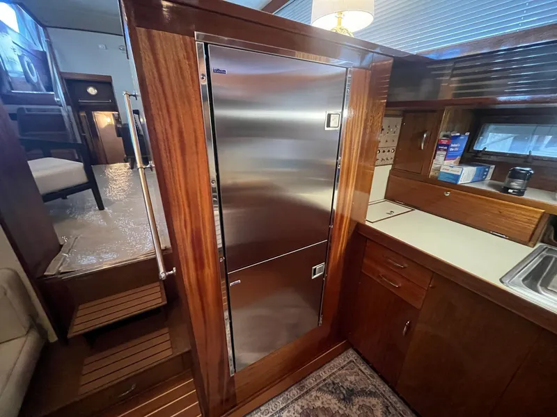 Slide: The Image of Chris-Craft 52 - Galley - 4