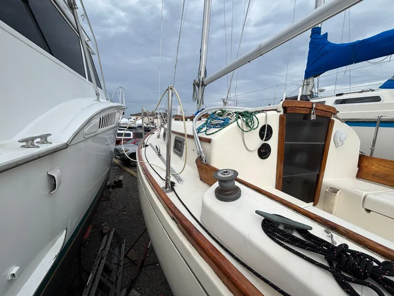 Slide: The Image of C.E. Ryder Sea Sprite 28 1985 - 16