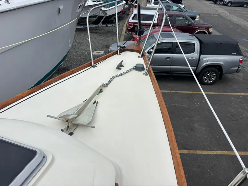 Slide: The Image of C.E. Ryder Sea Sprite 28 1985 - 24