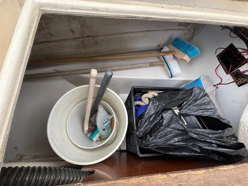 Slide: The Image of C.E. Ryder Sea Sprite 28 1985 - 6