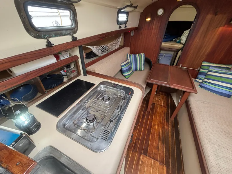 Slide: The Image of C.E. Ryder Sea Sprite 28 1985 - 9