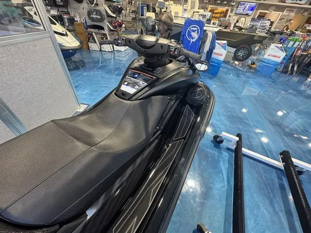 Slide: The Image of Yamaha FX SVHO 2024 - 10