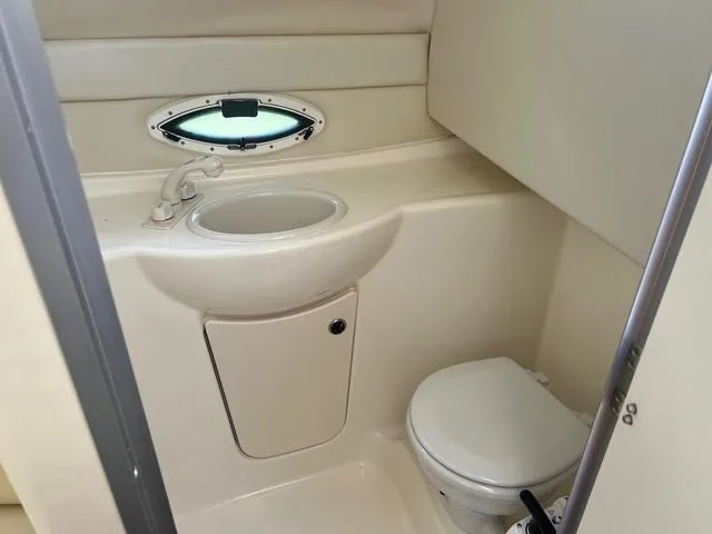 Slide: The Image of Bayliner 245 SB 2007 - 14