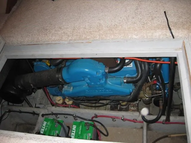 Slide: The Image of Interior of 1999 Silverton 352 Motor Yacht with wooden cabinetry and mirror. - 21