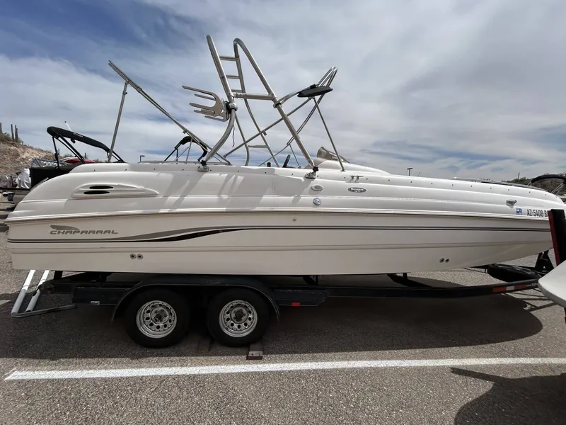 Slide: The Image of Chaparral Sunesta 252 2000 - 4