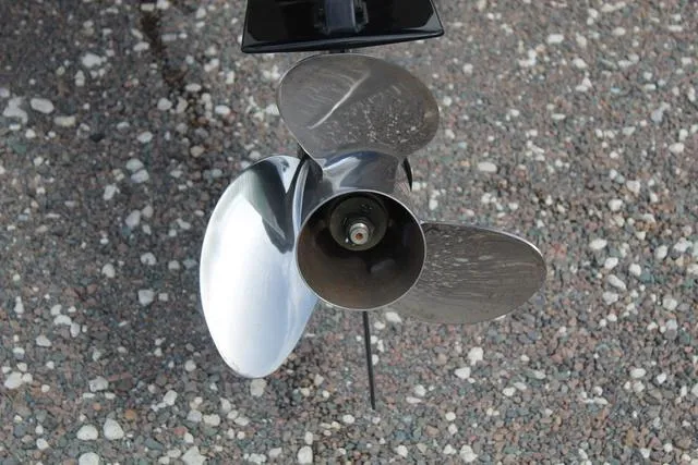 Slide: The Image of Wellcraft 202 Fisherman 2024 - 13