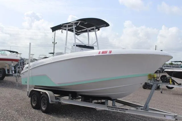 Slide: The Image of Wellcraft 202 Fisherman 2024 - 3