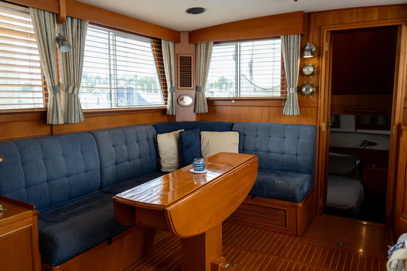 Slide: The Image of Grand Banks 42 Classic 2001 - 1