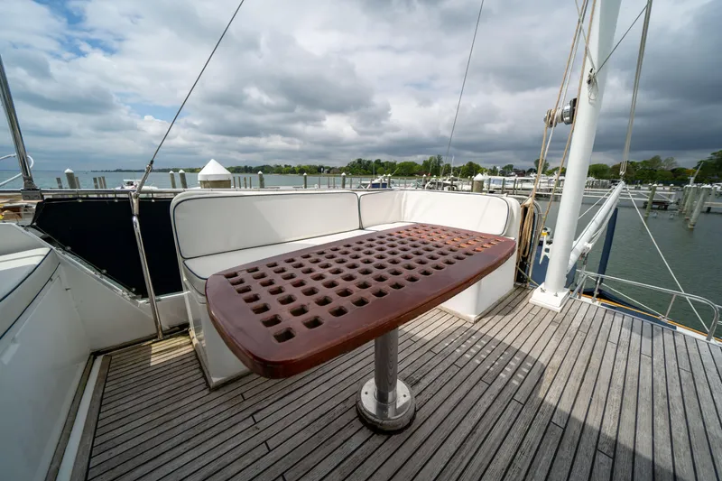 Slide: The Image of Grand Banks 42 Classic 2001 - 52