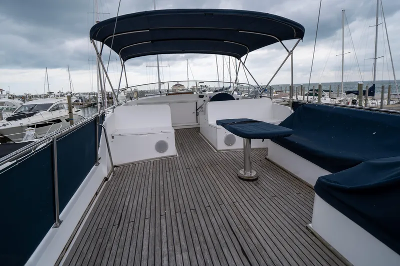 Slide: The Image of Grand Banks 42 Classic 2001 - 57