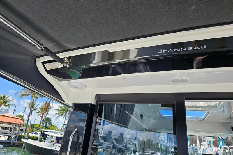 Slide: The Image of 2026 Jeanneau NC 895 Sport Series 2 boat interior with sleek design and modern features. - 43
