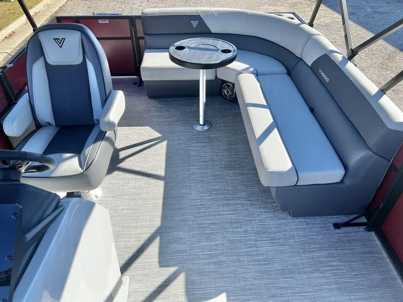 Slide: The Image of Viaggio Lago V 18' C (Cruise) - IN STOCK 2025 - 12