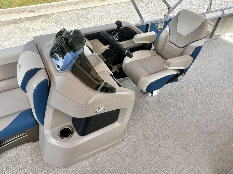 Slide: The Image of Avalon LSZ 23' Cruise Rear Bench - IN STOCK 2024 - 15
