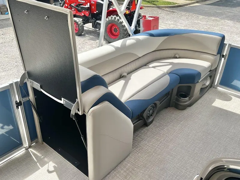 Slide: The Image of Avalon LSZ 23' Cruise Rear Bench - IN STOCK 2024 - 28