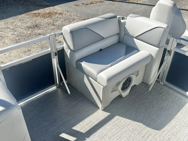 Slide: The Image of Avalon Venture 19' Rear Fish - IN STOCK 2025 - 29