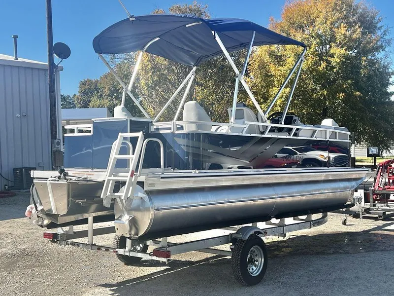 Slide: The Image of Avalon Venture 19' Rear Fish - IN STOCK 2025 - 5