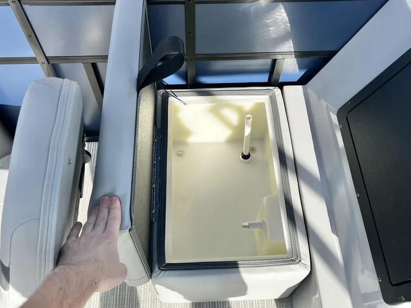 Slide: The Image of Viaggio Lago V 20' F (Quad Fish) - IN STOCK 2024 - 28