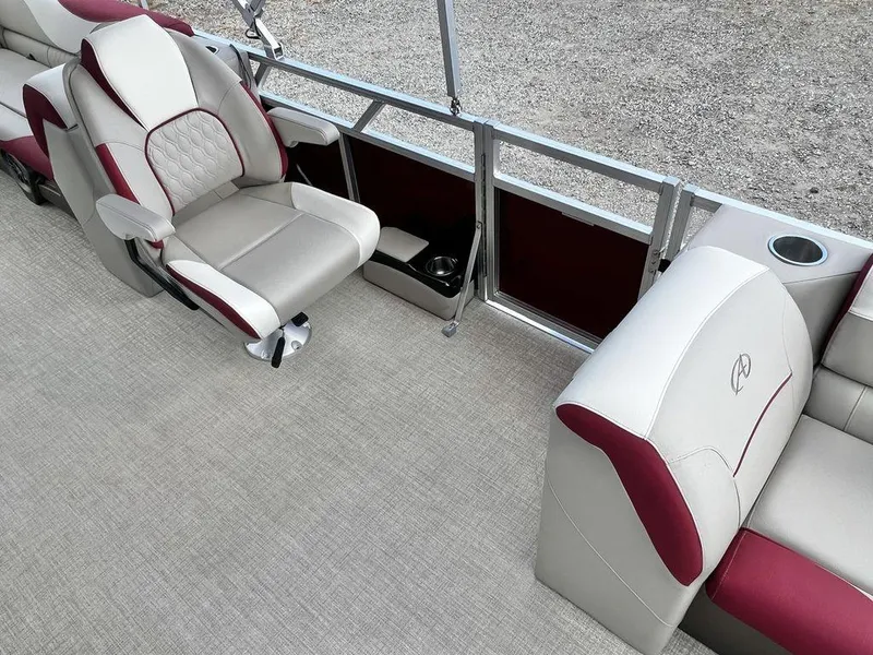 Slide: The Image of Avalon Venture 85 23 Quad Lounge - IN STOCK 2024 - 11