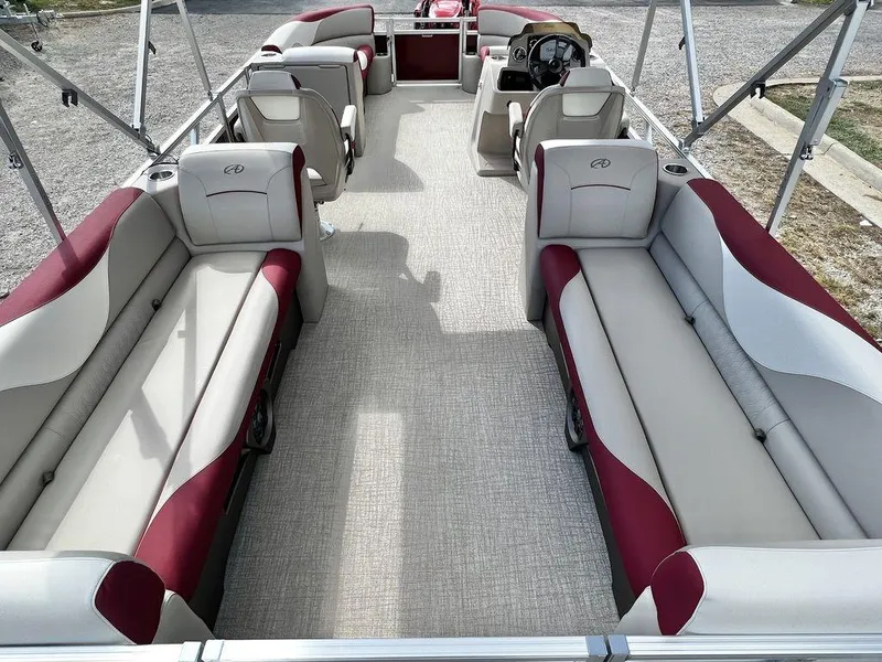 Slide: The Image of Avalon Venture 85 23 Quad Lounge - IN STOCK 2024 - 18