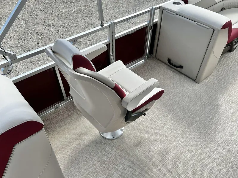 Slide: The Image of Avalon Venture 85 23 Quad Lounge - IN STOCK 2024 - 22