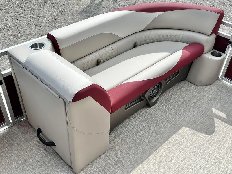 Slide: The Image of Avalon Venture 85 23 Quad Lounge - IN STOCK 2024 - 25