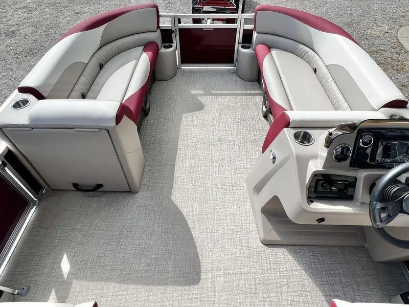 Slide: The Image of Avalon Venture 85 23 Quad Lounge - IN STOCK 2024 - 28