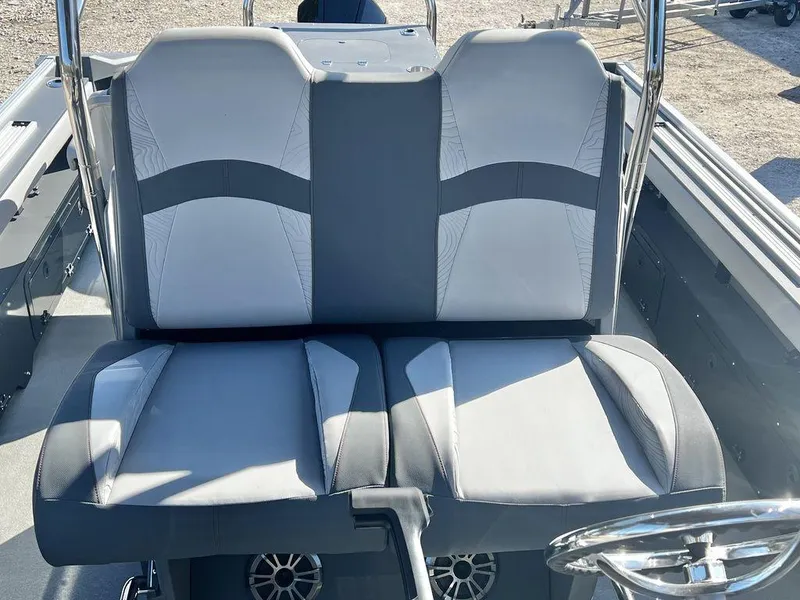 Slide: The Image of Avalon Geofish 25' GLX - Triple Toon - IN STOCK 2025 - 15