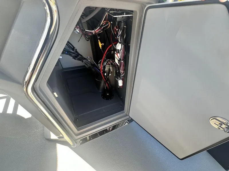 Slide: The Image of Avalon Geofish 25' GLX - Triple Toon - IN STOCK 2025 - 29