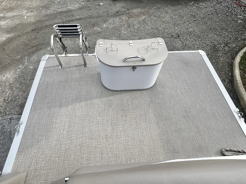 Slide: The Image of Avalon LSZ 23' Cruise Rear Bench TT - Triple Toon - IN STOCK 2025 - 21