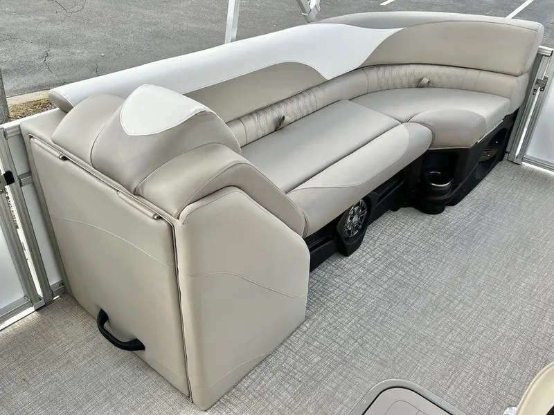 Slide: The Image of Avalon LSZ 23' Cruise Rear Bench TT - Triple Toon - IN STOCK 2025 - 31