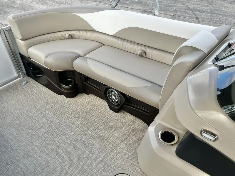 Slide: The Image of Avalon LSZ 23' Cruise Rear Bench TT - Triple Toon - IN STOCK 2025 - 32