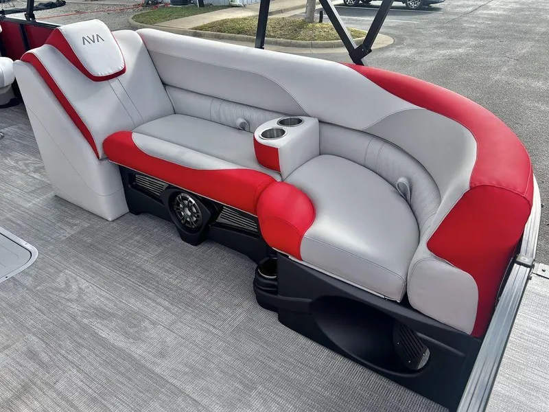 Slide: The Image of Avalon LSZ 25' Quad Lounge Shift - Triple Toon - IN STOCK 2025 - 12