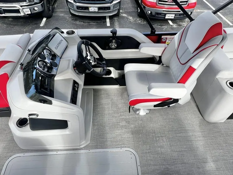 Slide: The Image of Avalon LSZ 25' Quad Lounge Shift - Triple Toon - IN STOCK 2025 - 16