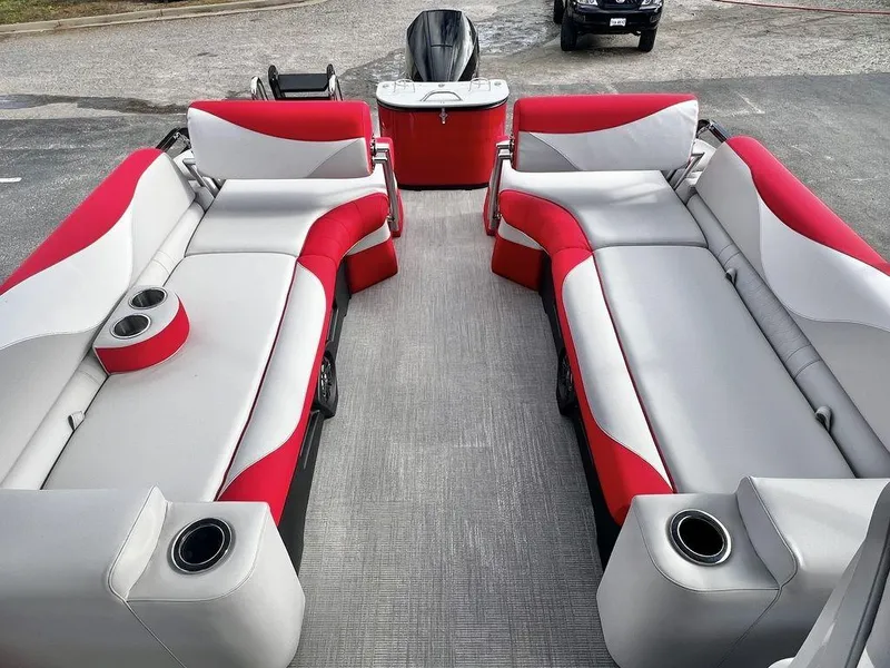 Slide: The Image of Avalon LSZ 25' Quad Lounge Shift - Triple Toon - IN STOCK 2025 - 17