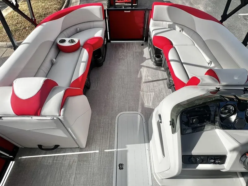 Slide: The Image of Avalon LSZ 25' Quad Lounge Shift - Triple Toon - IN STOCK 2025 - 31