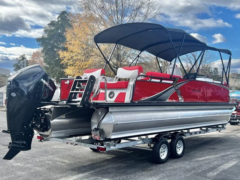 Slide: The Image of Avalon LSZ 25' Quad Lounge Shift - Triple Toon - IN STOCK 2025 - 5