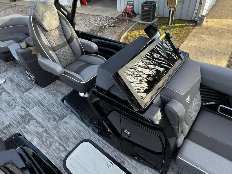 Slide: The Image of Viaggio Diamante 24' UW A-T (Quad Lounge Windshield) - Triple Toon - IN STOCK! 2025 - 14