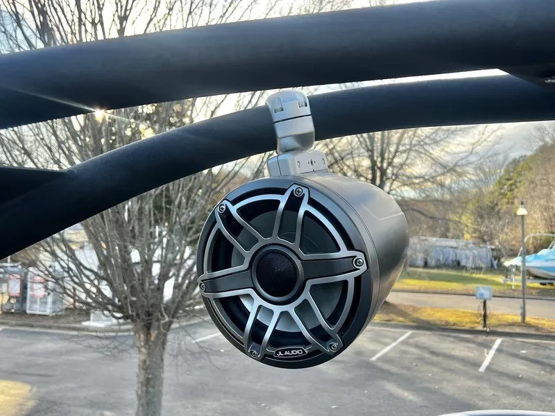 Slide: The Image of Viaggio Diamante 24' UW A-T (Quad Lounge Windshield) - Triple Toon - IN STOCK! 2025 - 28