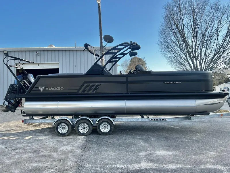 Slide: The Image of Viaggio Diamante 24' UW A-T (Quad Lounge Windshield) - Triple Toon - IN STOCK! 2025 - 6