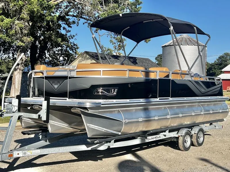 The Image of Avalon Venture 85 23' Versatile Rear Bench - Triple Toon - IN STOCK 2025 - 1